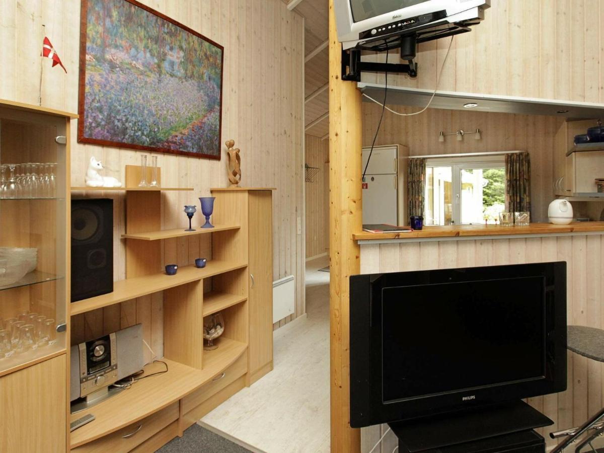 6 Person Holiday Home In Ansager Extérieur photo